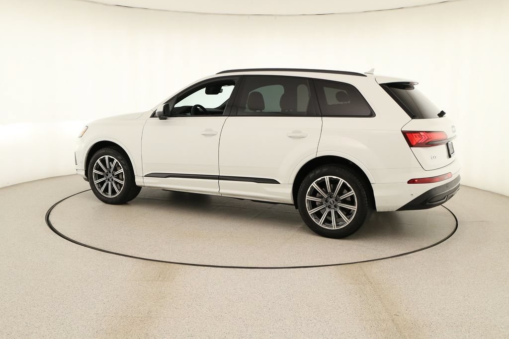 Certified 2023 Audi Q7 2.0T Premium Plus AWD/4WD image 3