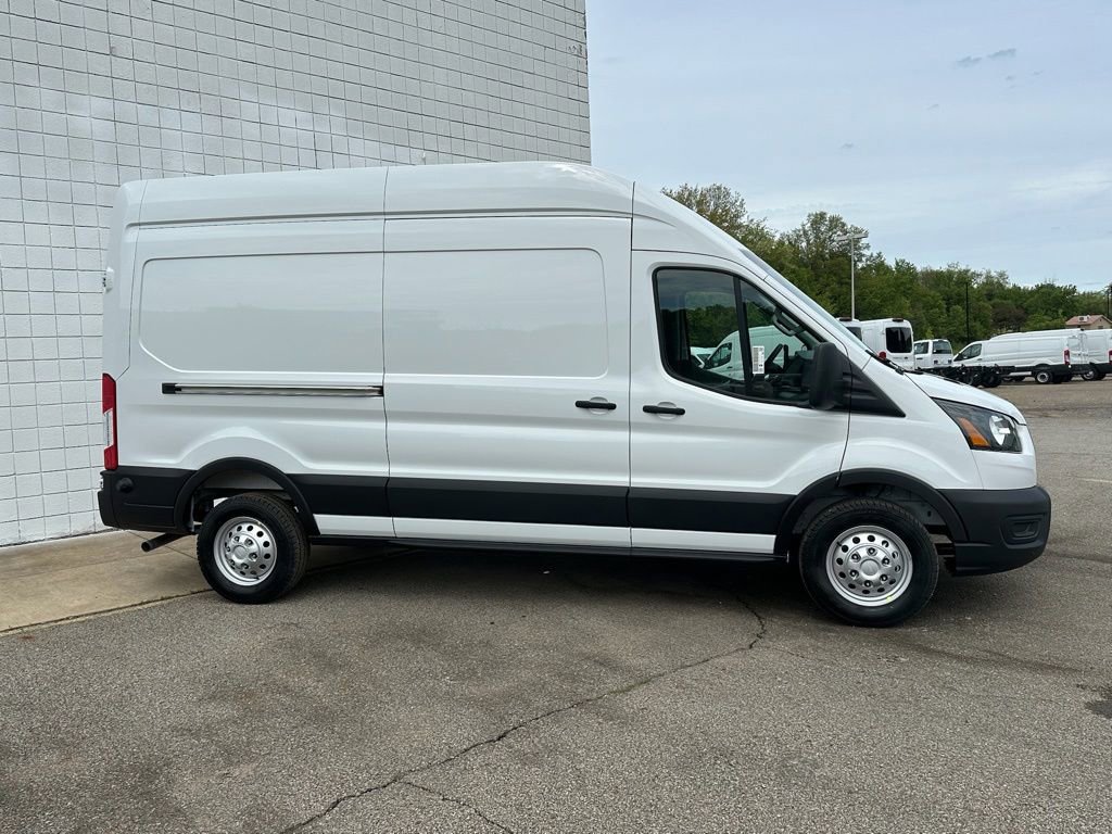 New 2026 Ford Transit 350 148 High Roof RWD image 4