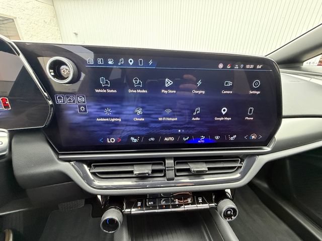 Used 2024 Chevrolet Equinox EV RS FWD image 26