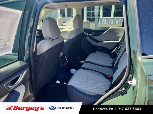 Used 2024 Subaru Forester Premium image 9