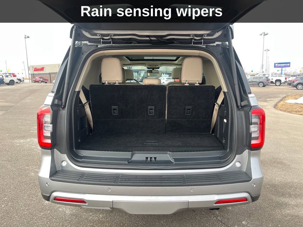 Used 2024 Ford Expedition Limited image 30