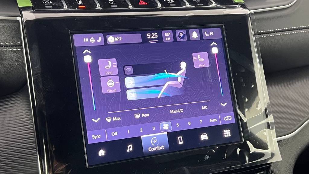 New 2025 Jeep Grand Cherokee Laredo image 33