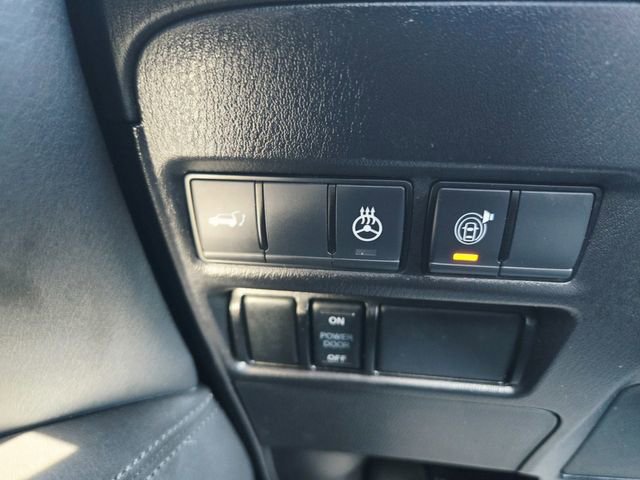 Used 2023 Nissan Armada SL w/ Captain's Chairs Package image 40