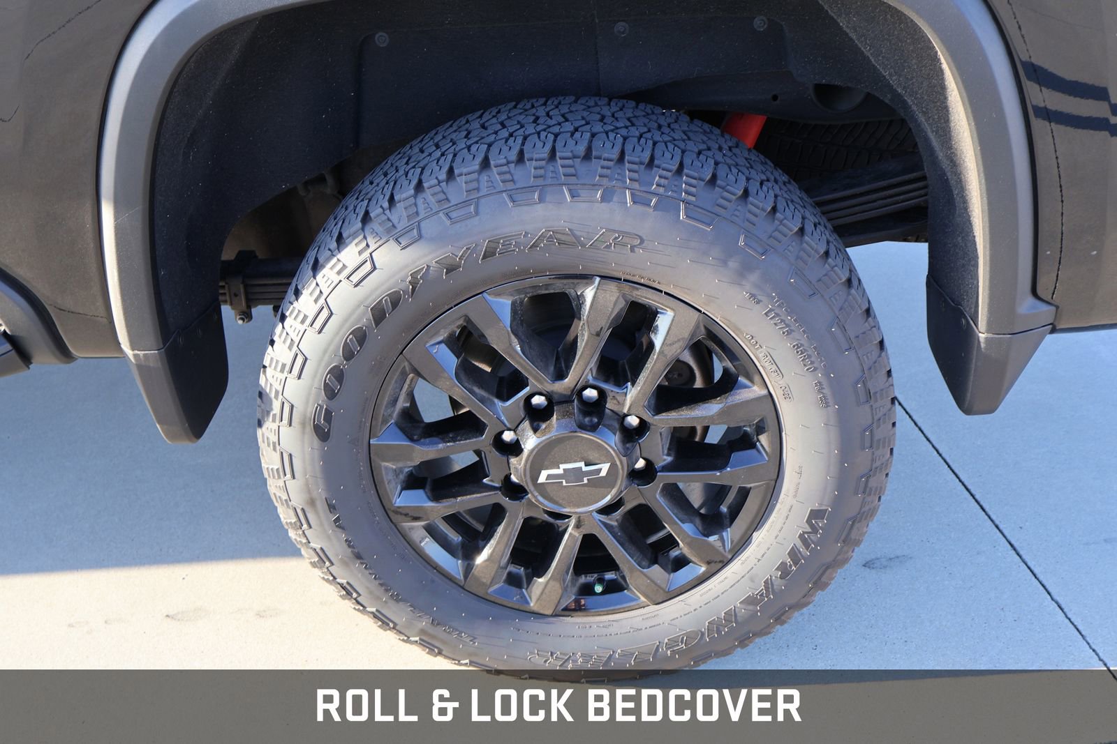 Used 2024 Chevrolet Silverado 2500 LTZ w/ LTZ Plus Package image 16