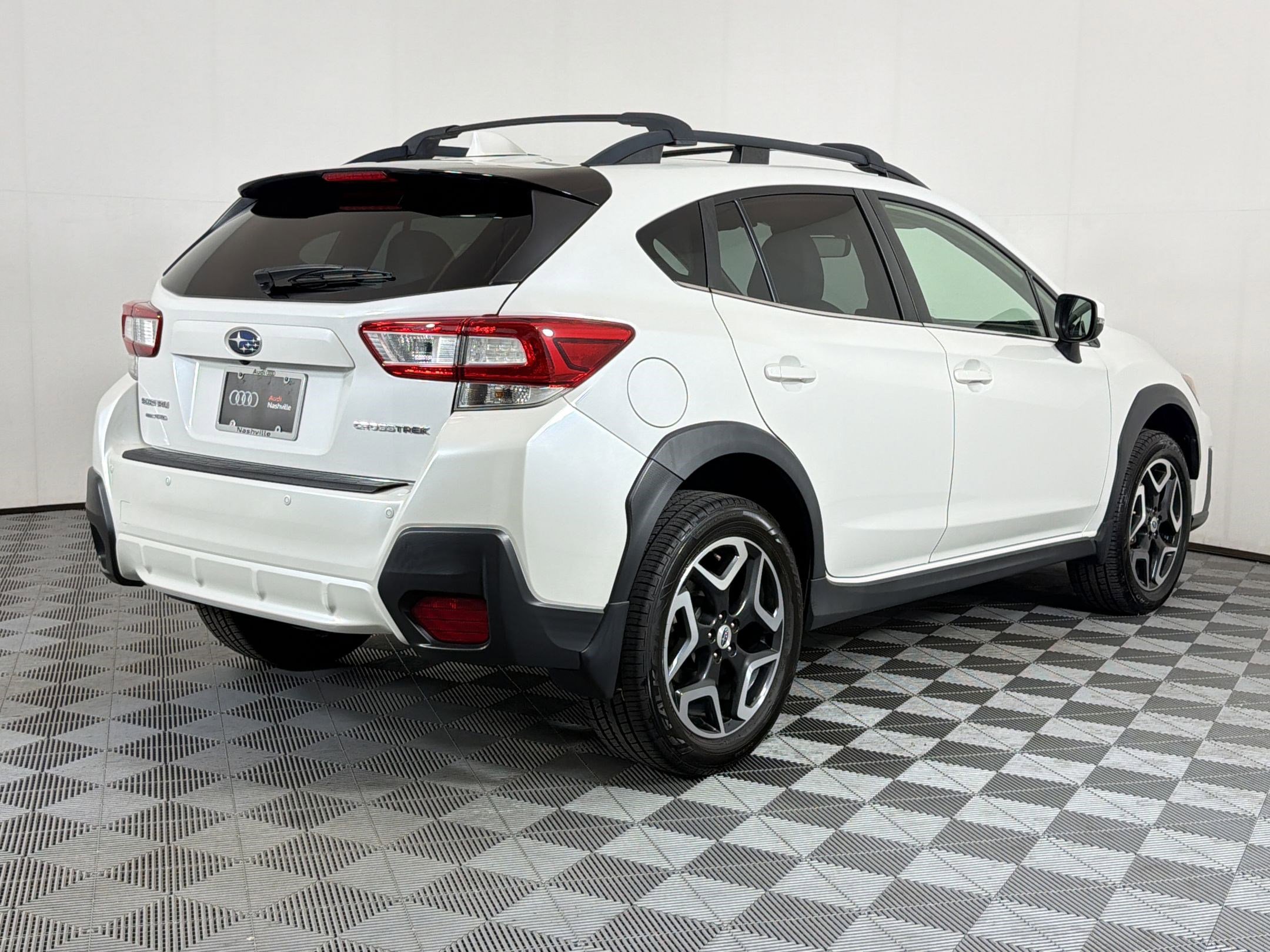 Used 2018 Subaru Crosstrek 2.0i Limited AWD/4WD image 9
