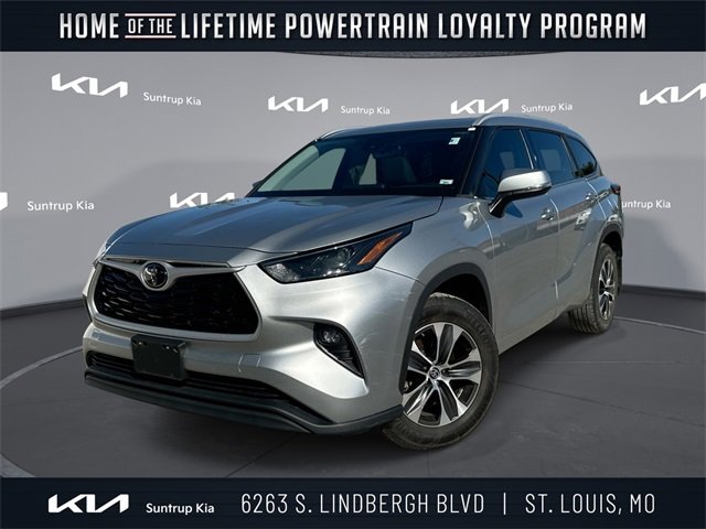 Used 2022 Toyota Highlander XLE