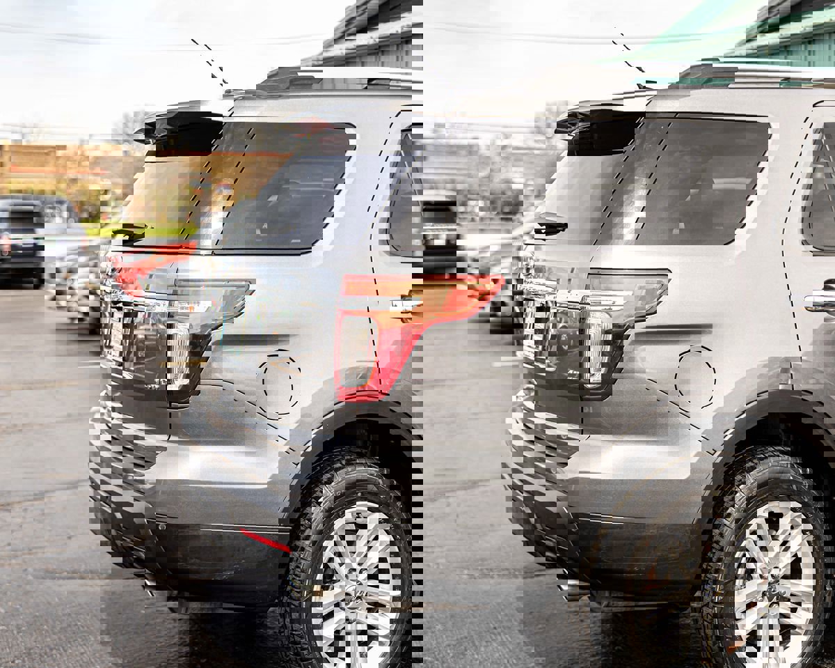 Used 2011 Ford Explorer XLT w/ 202A Rapid Spec Order Code image 13