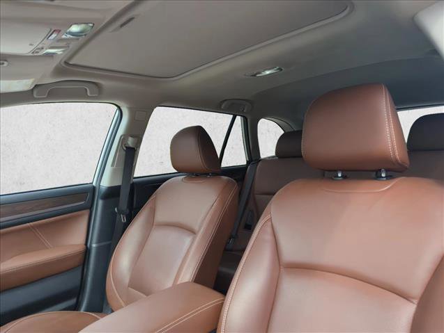 Used 2019 Subaru Outback 2.5i Touring AWD/4WD image 16