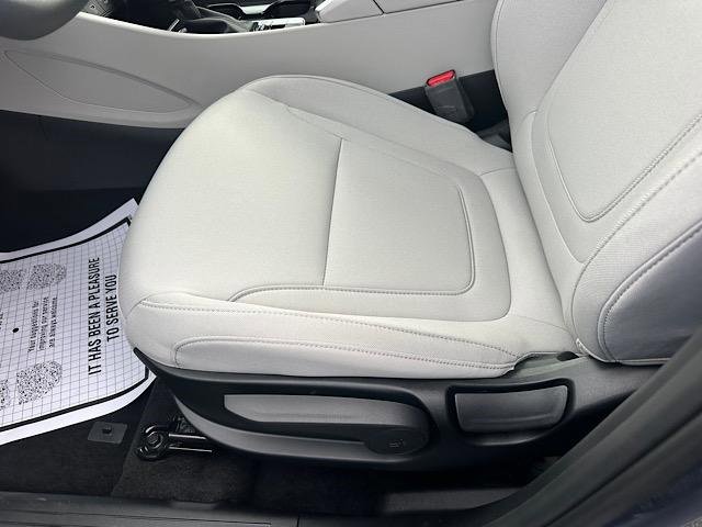 New 2026 Hyundai Tucson SE image 7