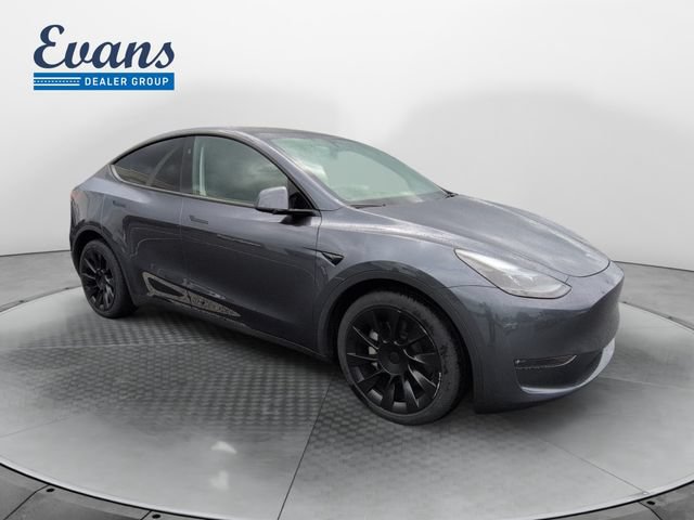 Used 2023 Tesla Model Y Long Range AWD/4WD image 10