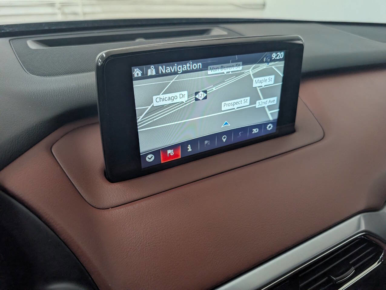 Used 2017 MAZDA CX-9 Signature image 14