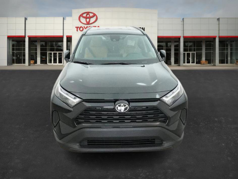 New 2025 Toyota RAV4 LE image 2