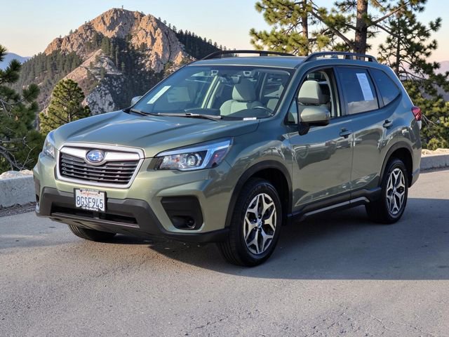 Used 2019 Subaru Forester Premium w/ All-Weather Package image 4