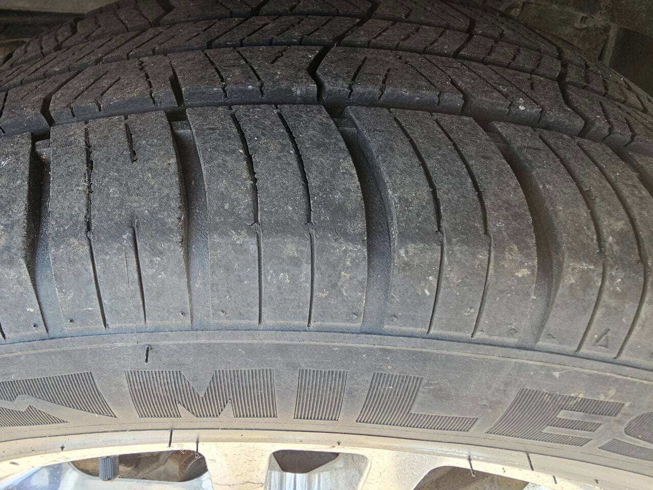 Used 2008 Saab 9-7X 5.3i w/ Altitude Option Package image 15