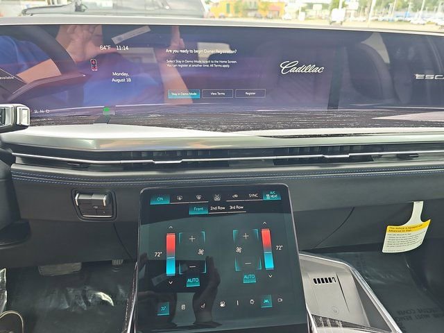 New 2026 Cadillac Escalade IQ Sport 1 w/ LPO, ONYX Package image 23