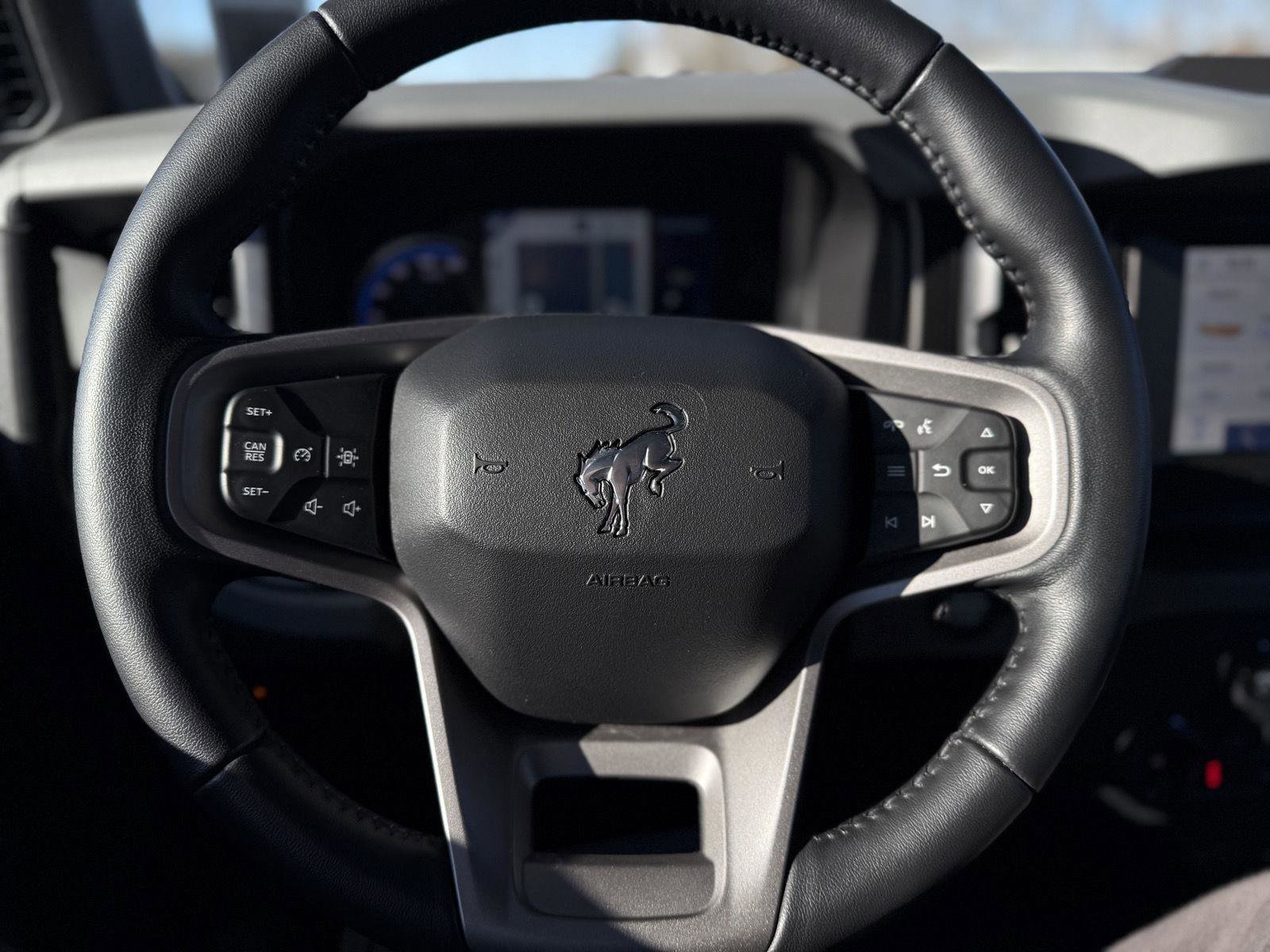 Used 2023 Ford Bronco Big Bend image 15