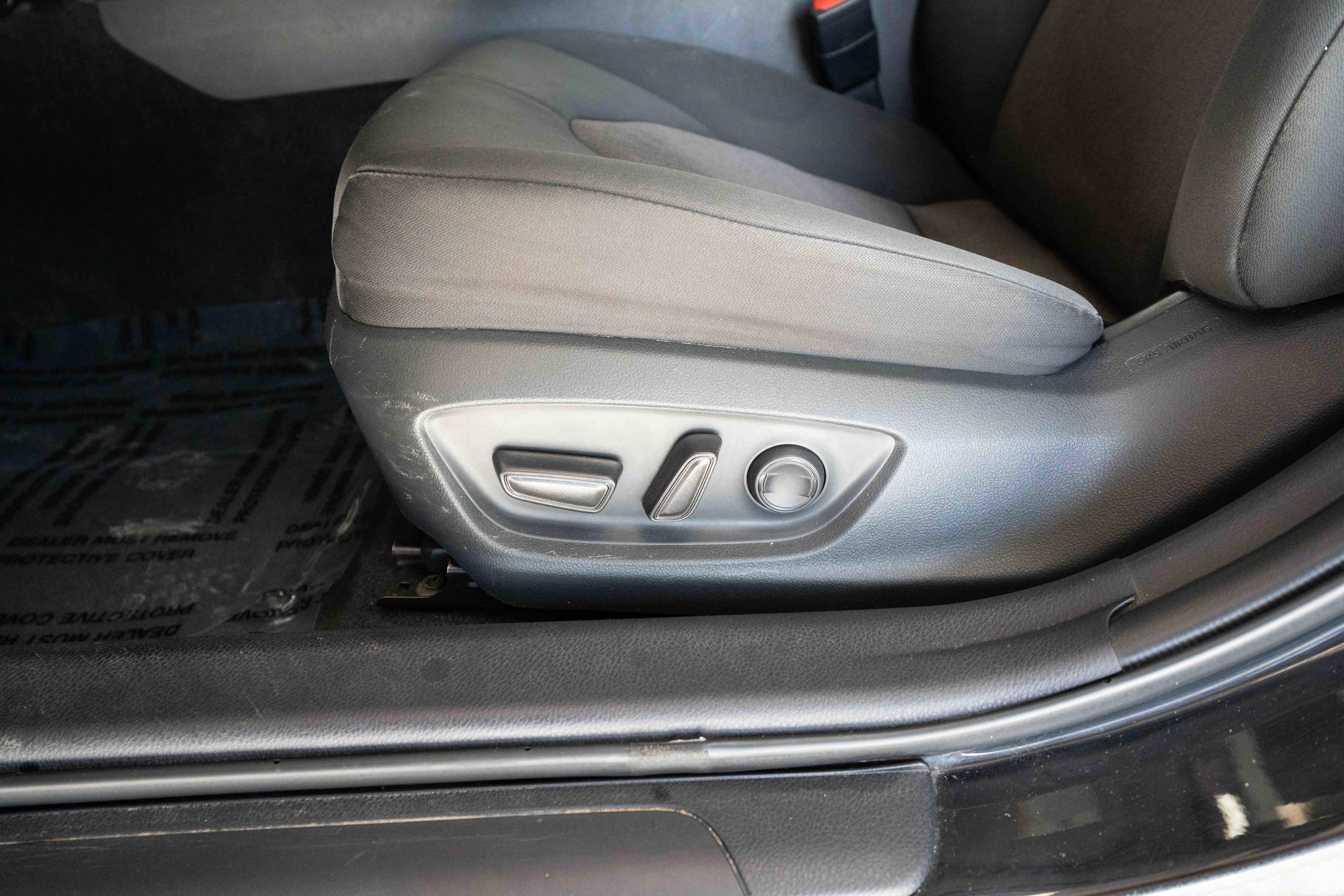 Used 2023 Toyota Camry LE FWD image 12