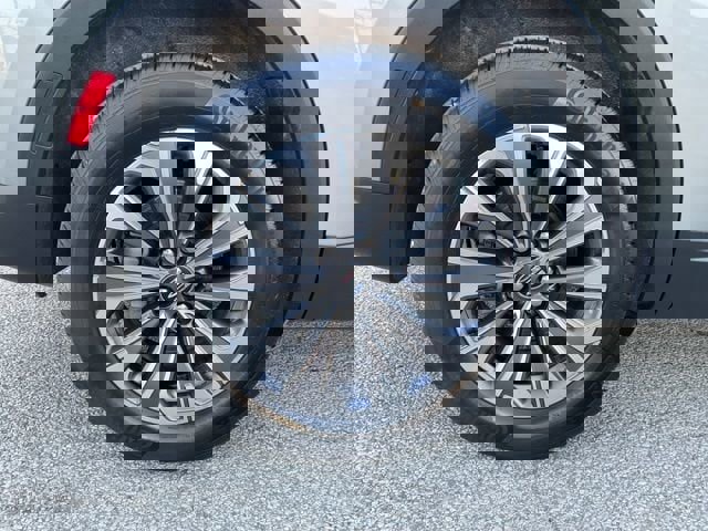 Used 2025 Buick Envision Preferred image 10