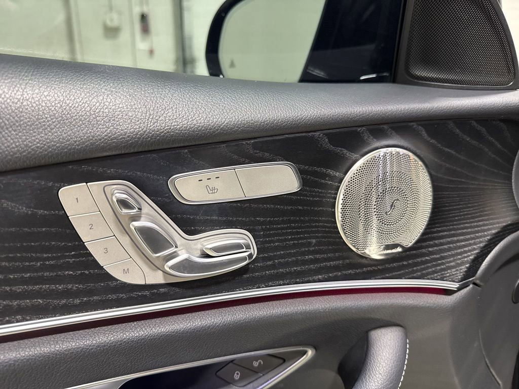 Used 2022 Mercedes-Benz E 350 Sedan w/ AMG Line Exterior image 11