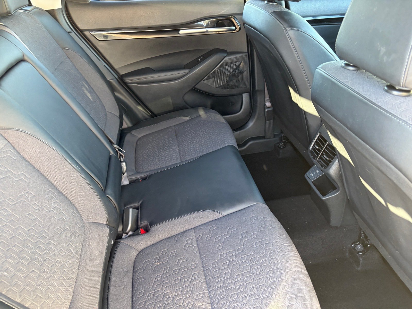 Certified 2024 Kia Seltos S FWD image 12