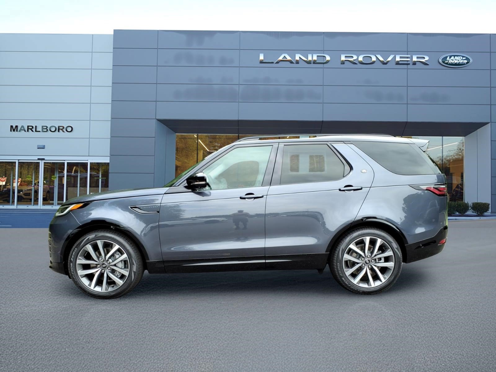 New 2026 Land Rover Discovery Dynamic SE AWD/4WD image 6