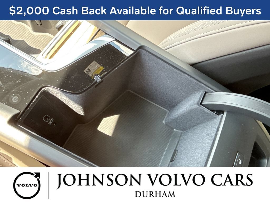 New 2026 Volvo XC60 B5 Plus w/ Protection Package Premier AWD/4WD image 24