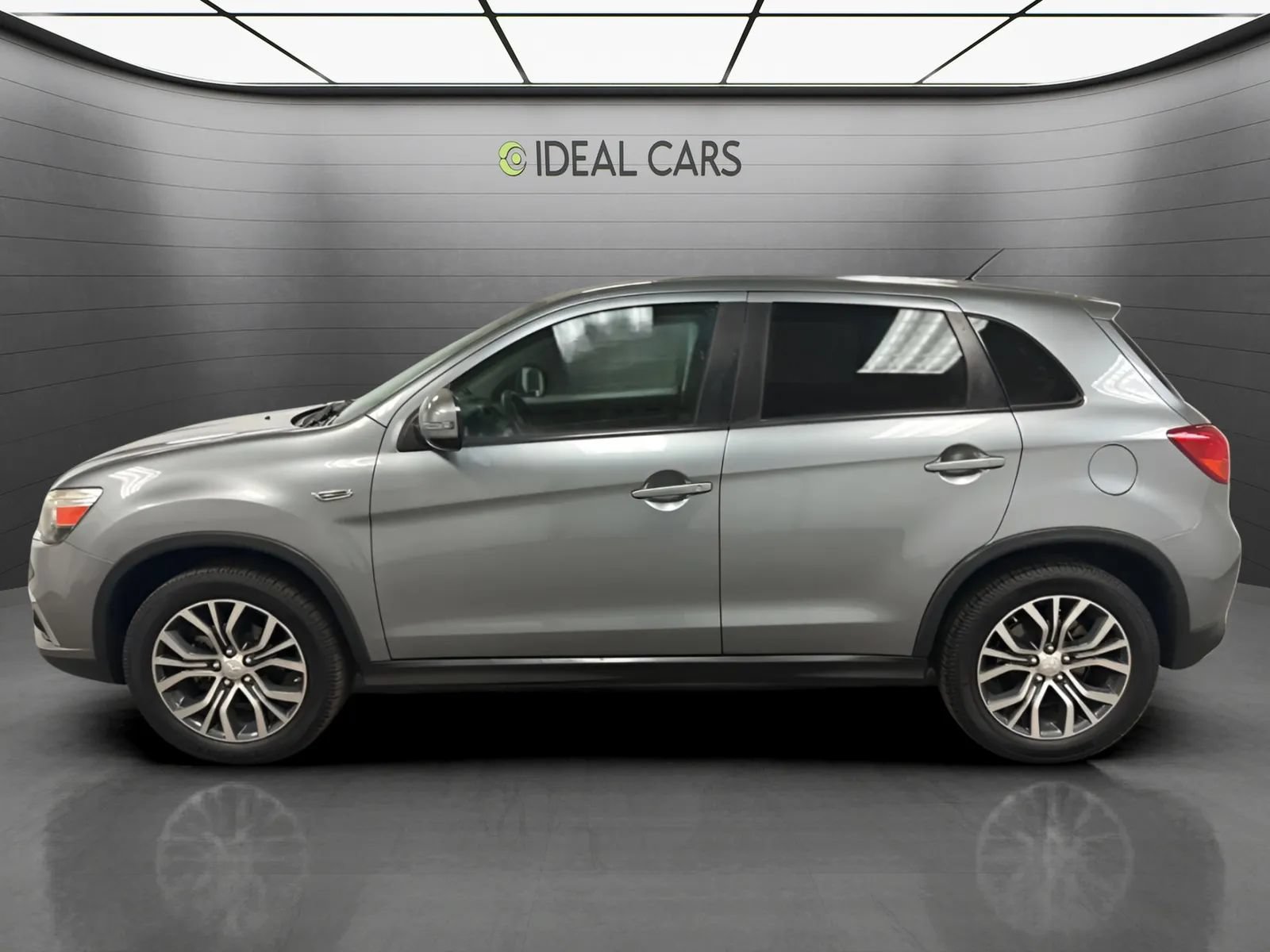 Used 2016 Mitsubishi Outlander Sport ES FWD image 9