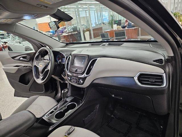 Used 2018 Chevrolet Equinox LS FWD image 14