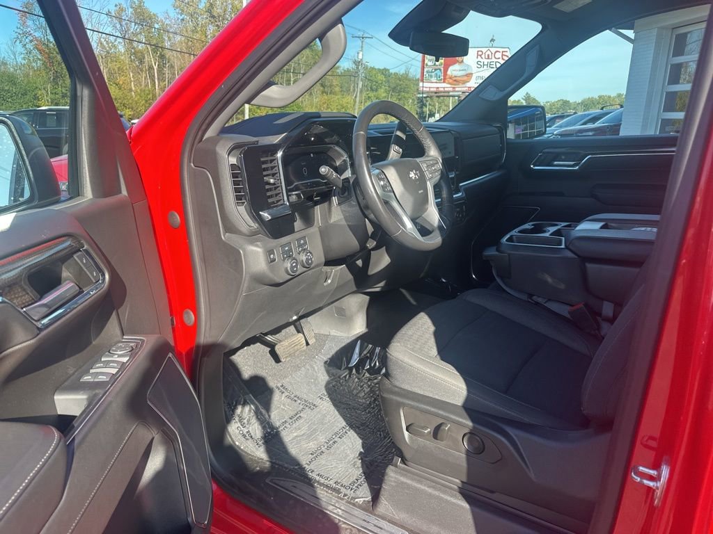 Used 2022 Chevrolet Silverado 1500 RST image 12