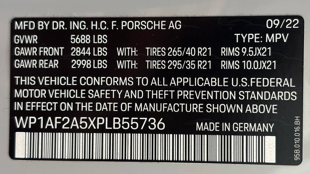 Used 2023 Porsche Macan GTS AWD/4WD image 45