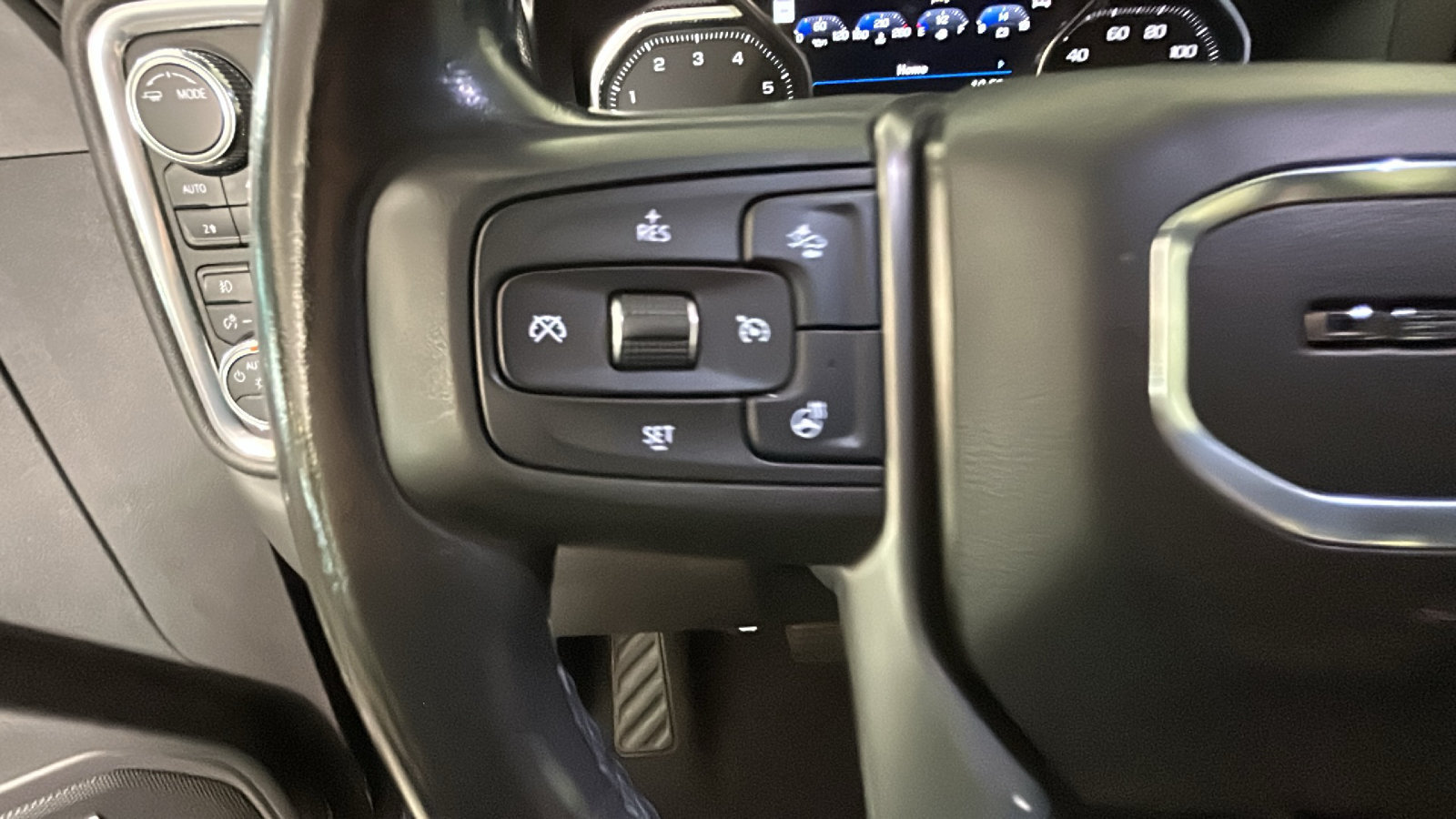 Used 2021 GMC Sierra 1500 Denali w/ Denali Ultimate Package AWD/4WD image 19