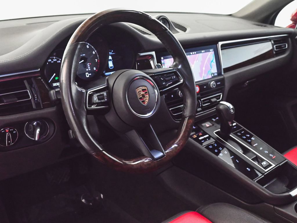 Used 2023 Porsche Macan S image 14