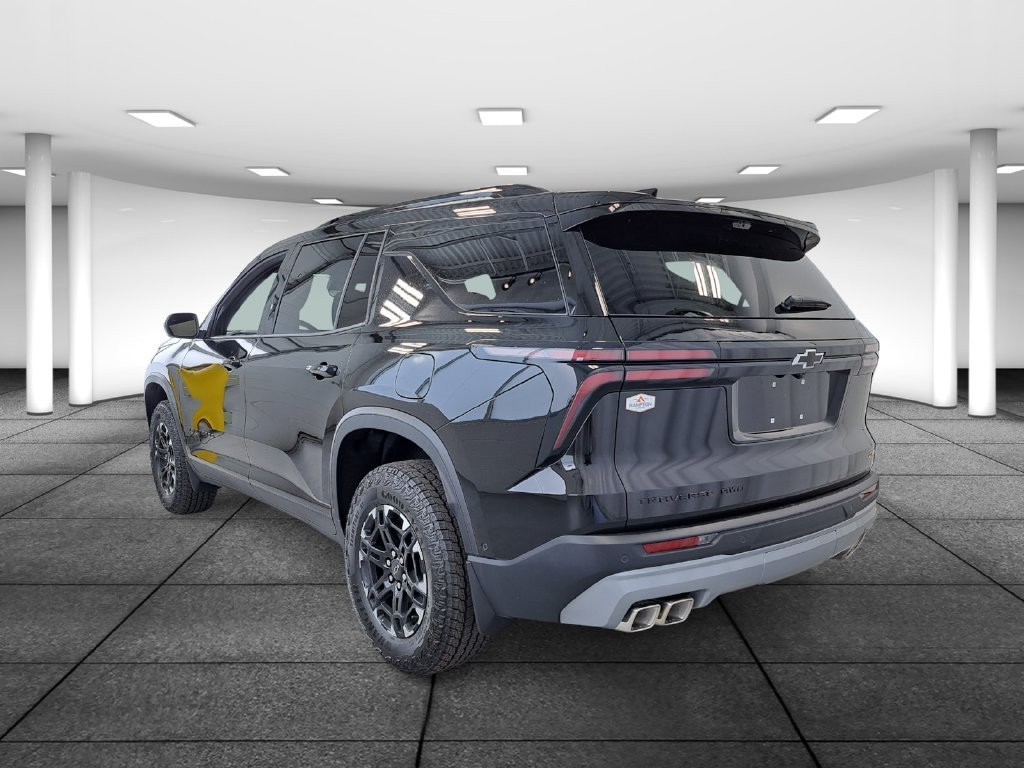New 2027 Chevrolet Traverse Z71 w/ Enhanced Driving Package AWD/4WD image 6