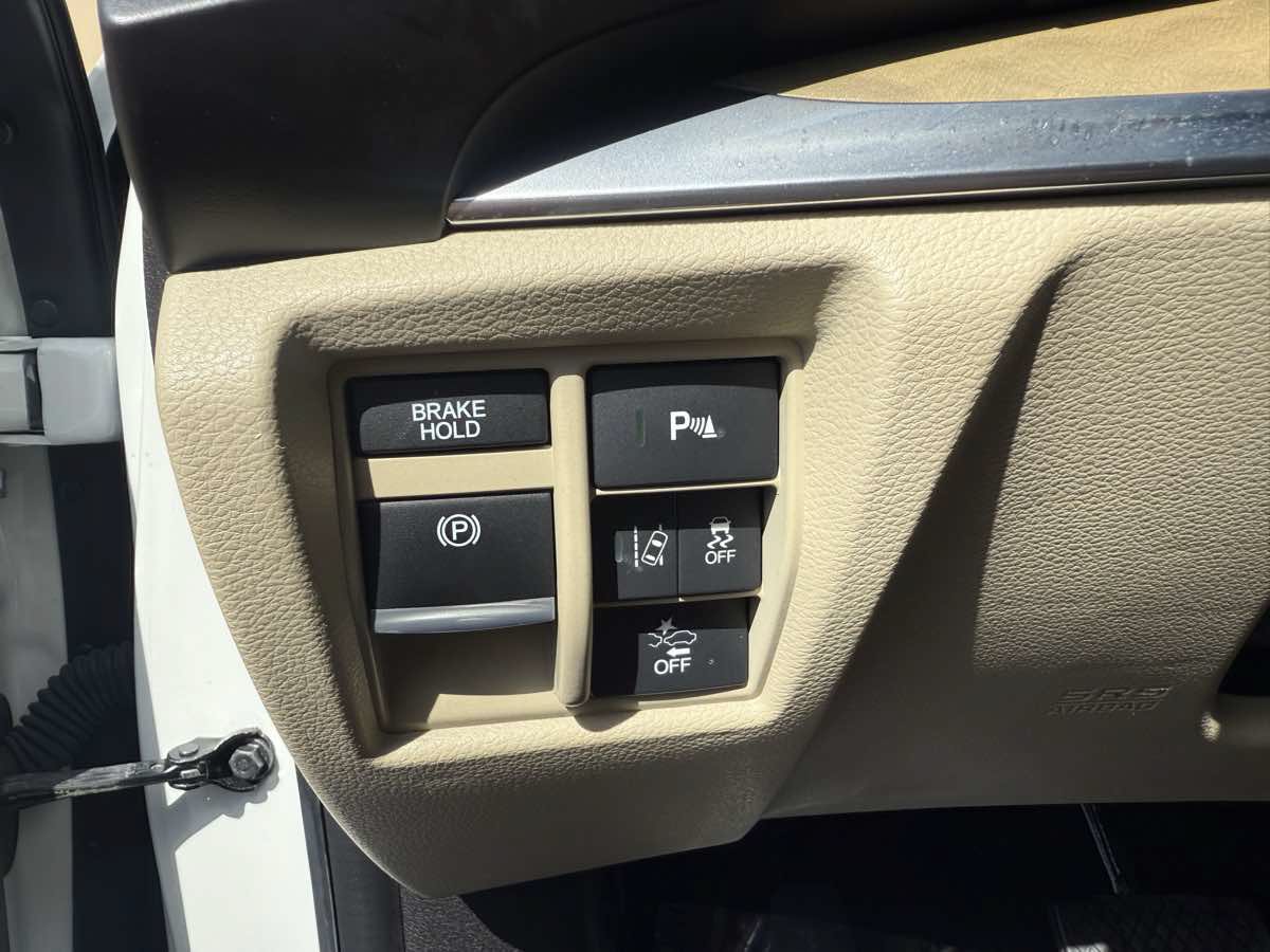 Used 2020 Acura MDX w/ Technology Package AWD/4WD image 19