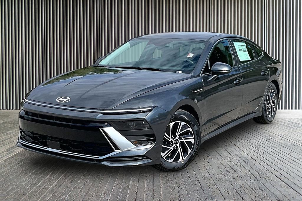 New 2026 Hyundai Sonata Blue FWD image 2
