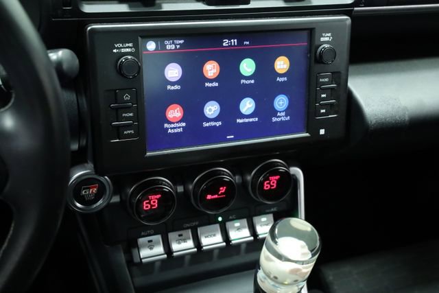 Used 2023 Toyota GR86 RWD image 17