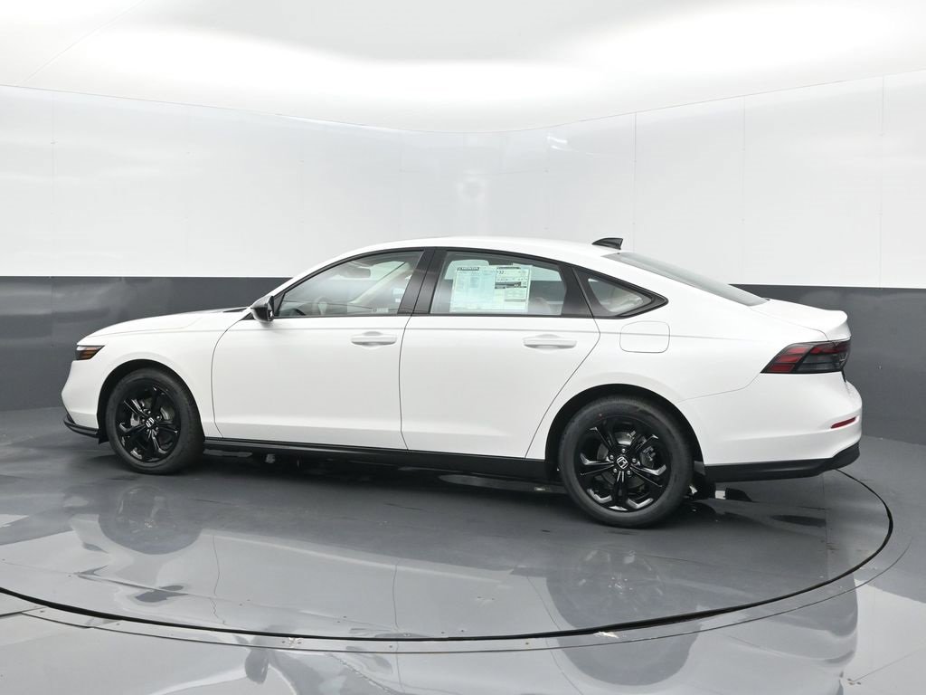 New 2025 Honda Accord SE image 13
