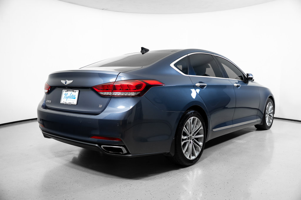 Used 2015 Hyundai Genesis 3.8 w/ Option Group 03 RWD image 8