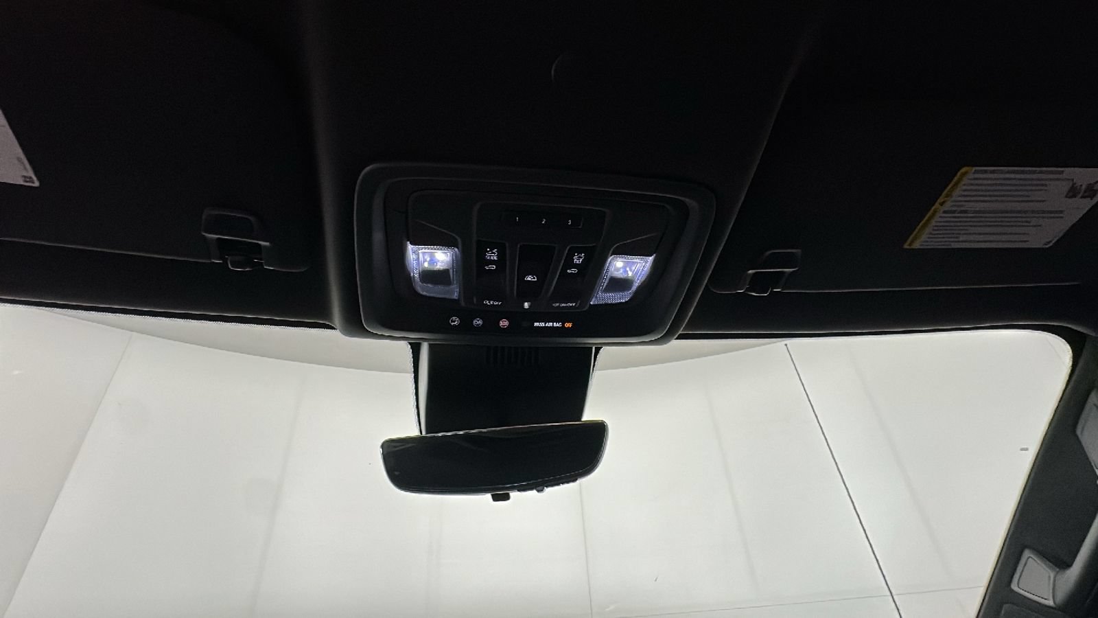 Used 2025 GMC Sierra 1500 Denali Ultimate AWD/4WD image 31