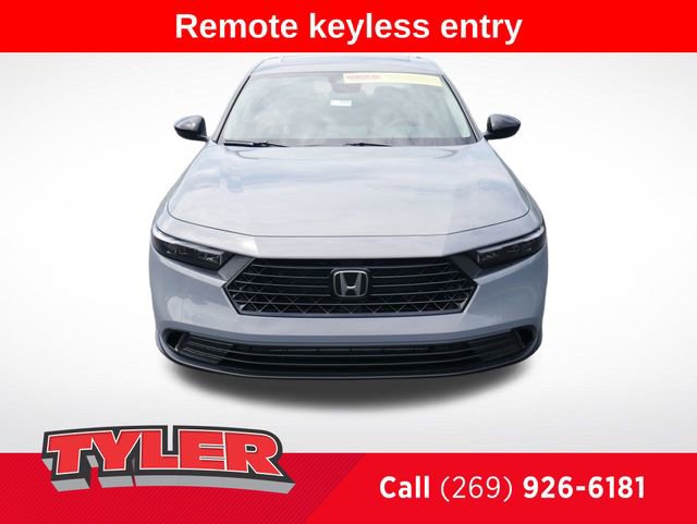 New 2025 Honda Accord SE image 2