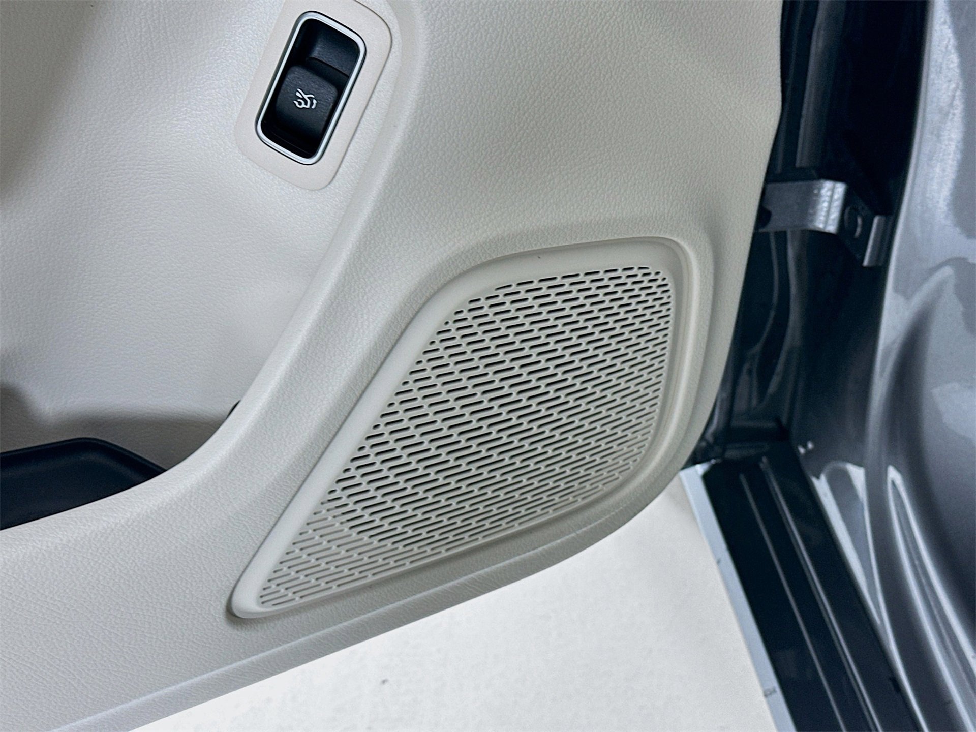 Certified 2025 Mercedes-Benz CLA 250 image 19