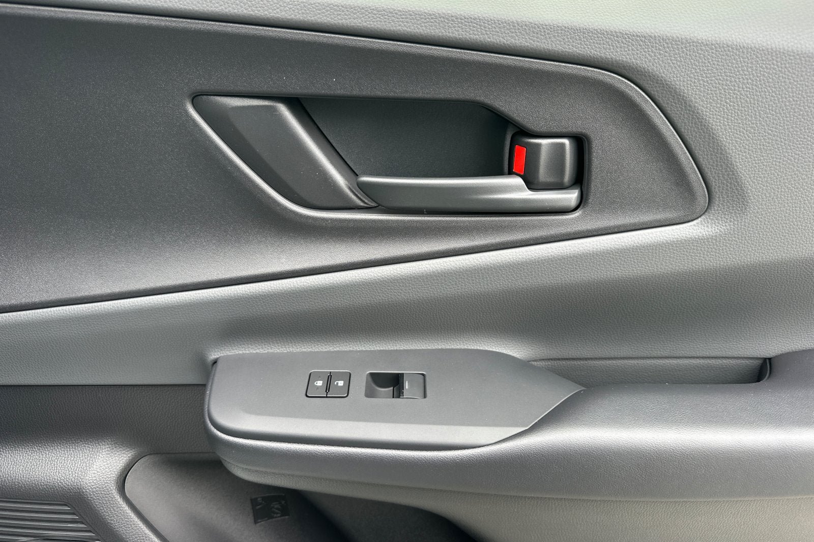New 2026 Toyota Prius LE FWD image 17