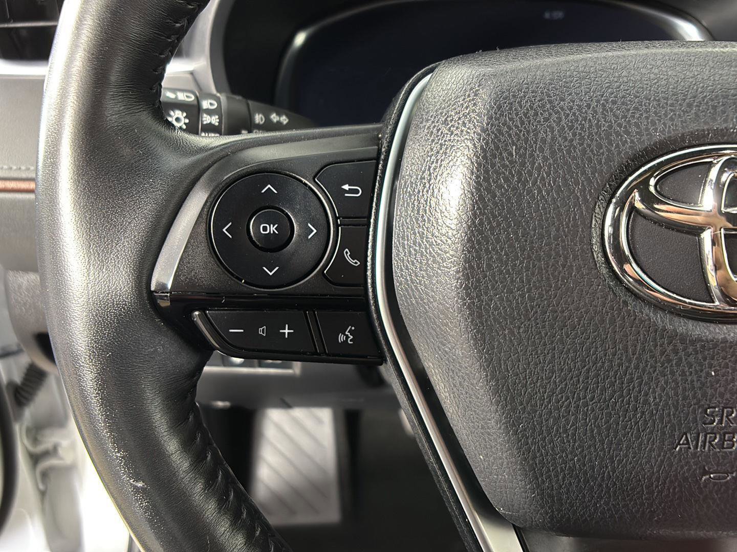 Used 2024 Toyota Venza Limited AWD/4WD image 30