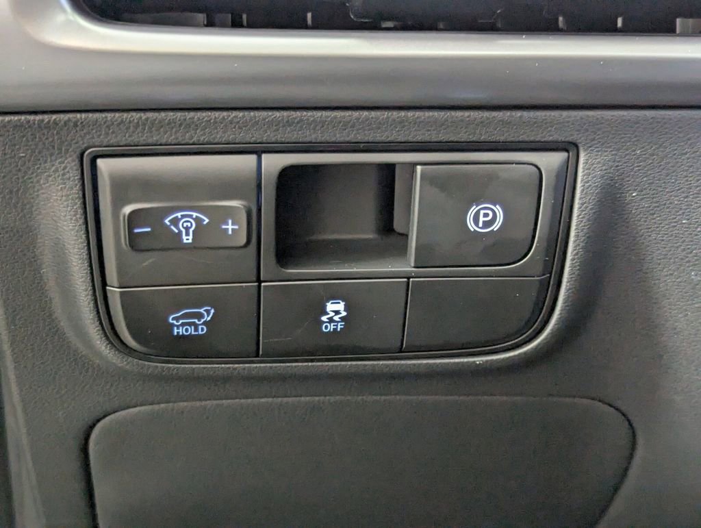 New 2026 Hyundai Tucson Limited FWD image 13