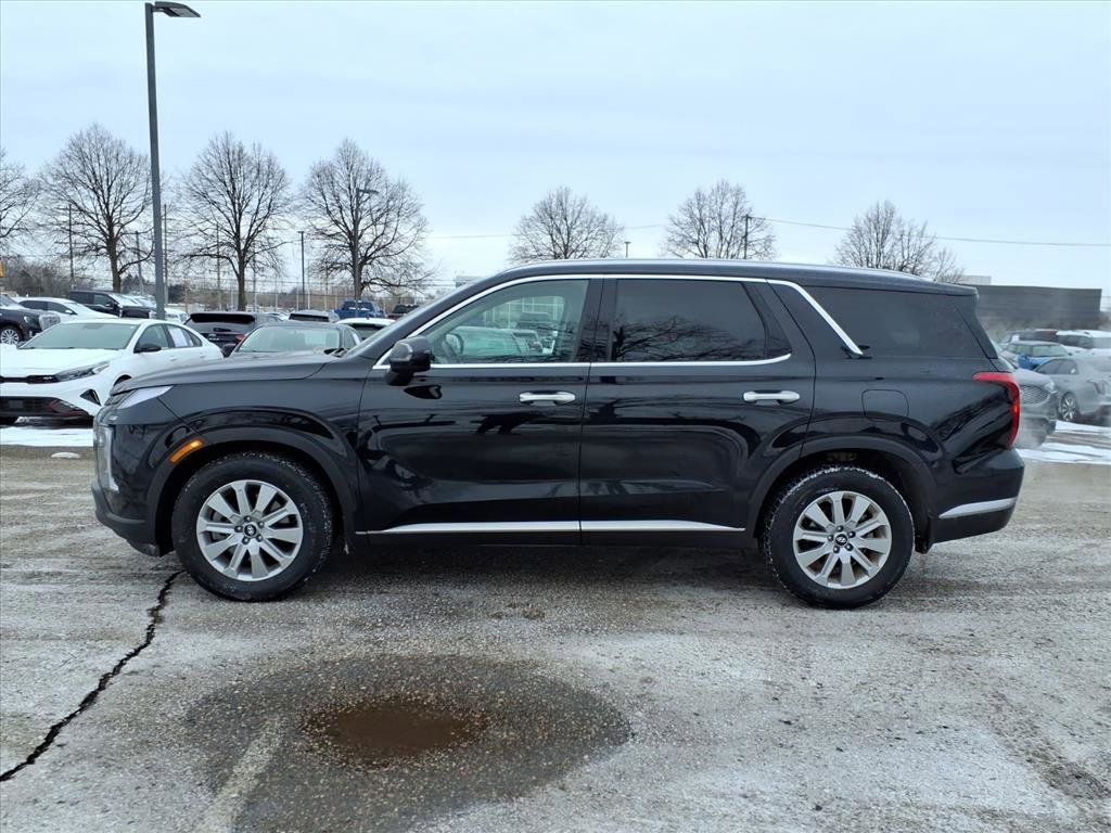Used 2023 Hyundai Palisade SEL w/ Cargo Package image 2