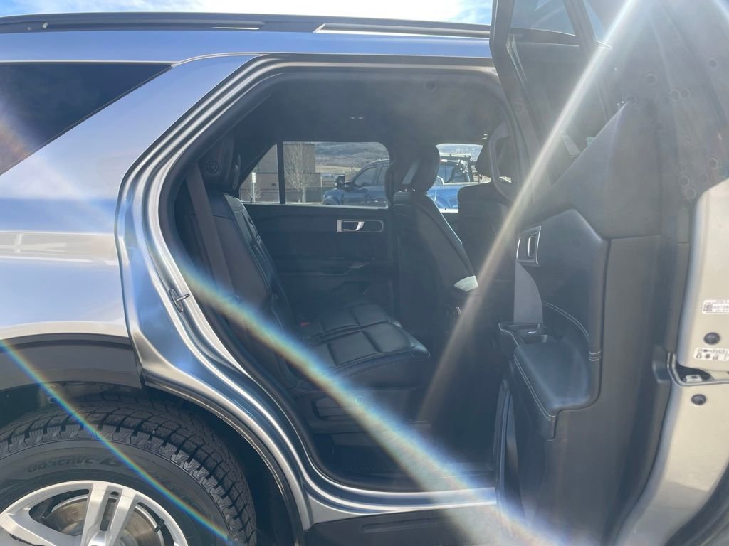 Used 2020 Ford Explorer XLT w/ Equipment Group 202A image 18
