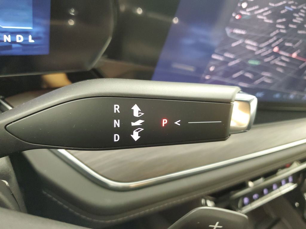 New 2026 Chevrolet Suburban LS image 20