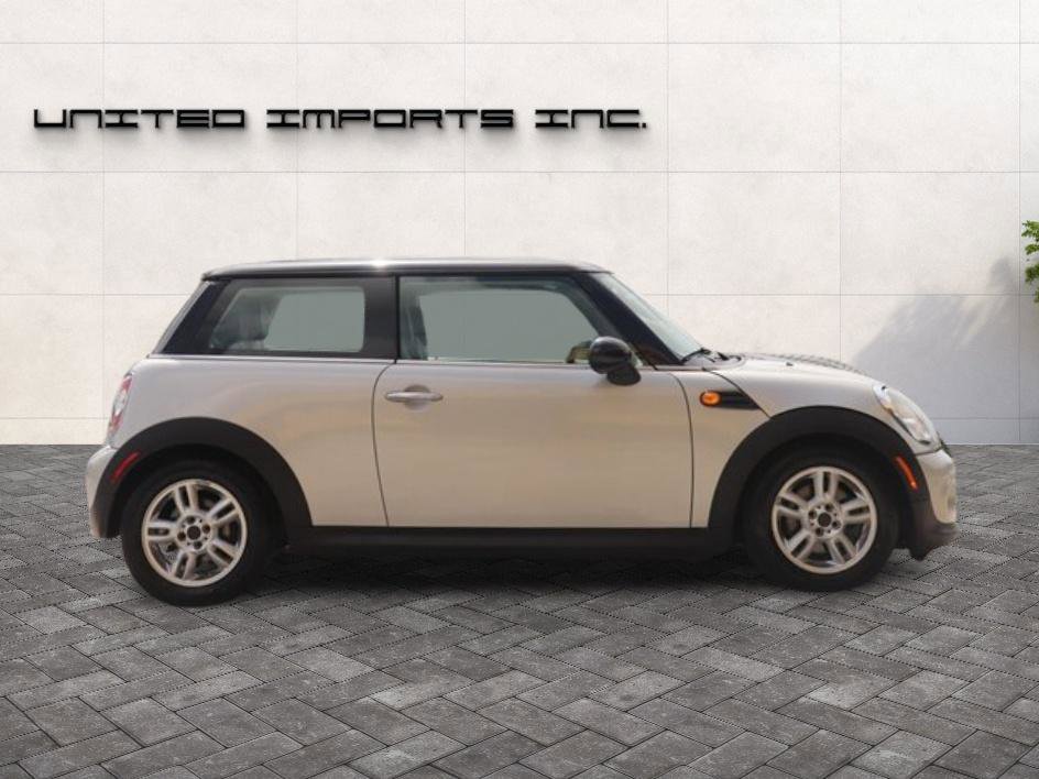 Used 2013 MINI Cooper Hardtop image 8