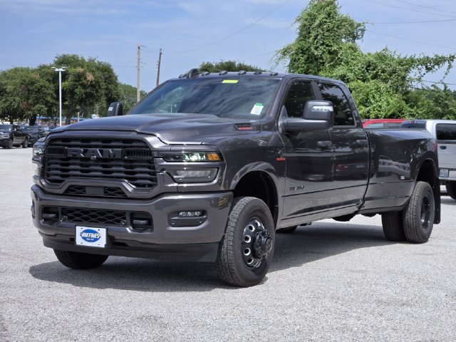 New 2026 RAM 3500 Lone Star AWD/4WD image 2