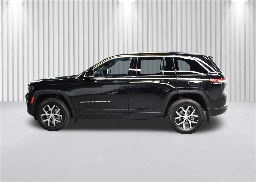 New 2025 Jeep Grand Cherokee Limited w/ Luxury Tech Group II image 7